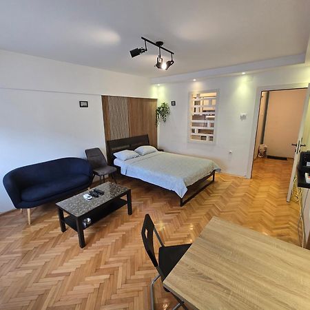 Azzurro Studio Apartment Белград Екстер'єр фото