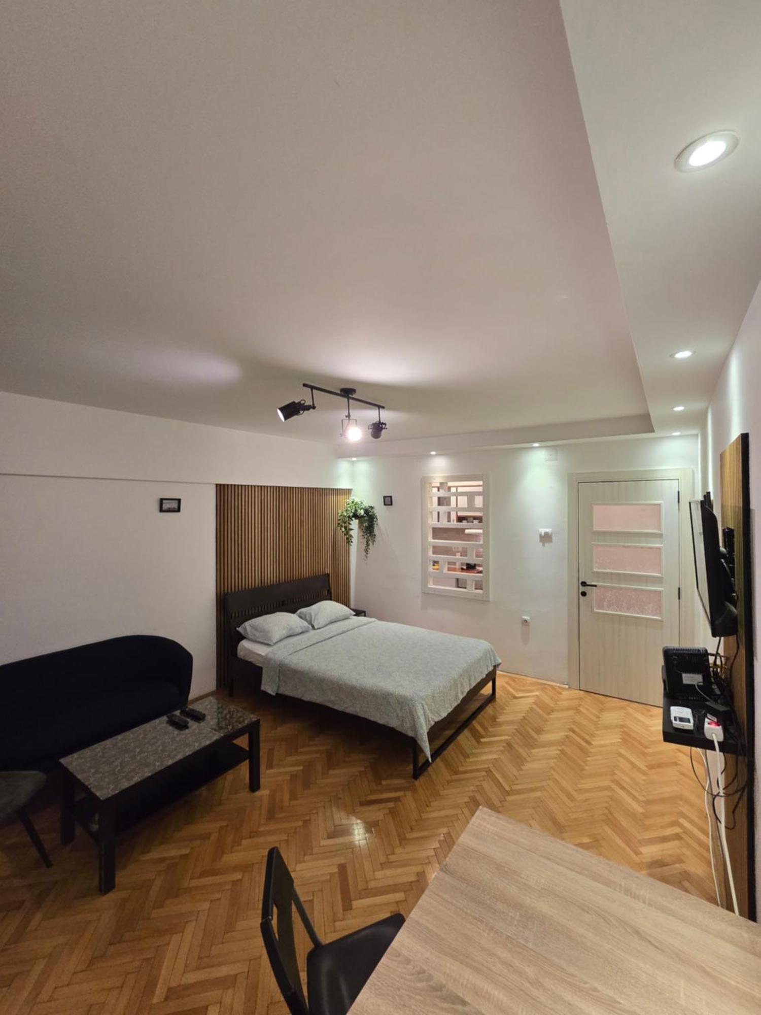 Azzurro Studio Apartment Белград Екстер'єр фото